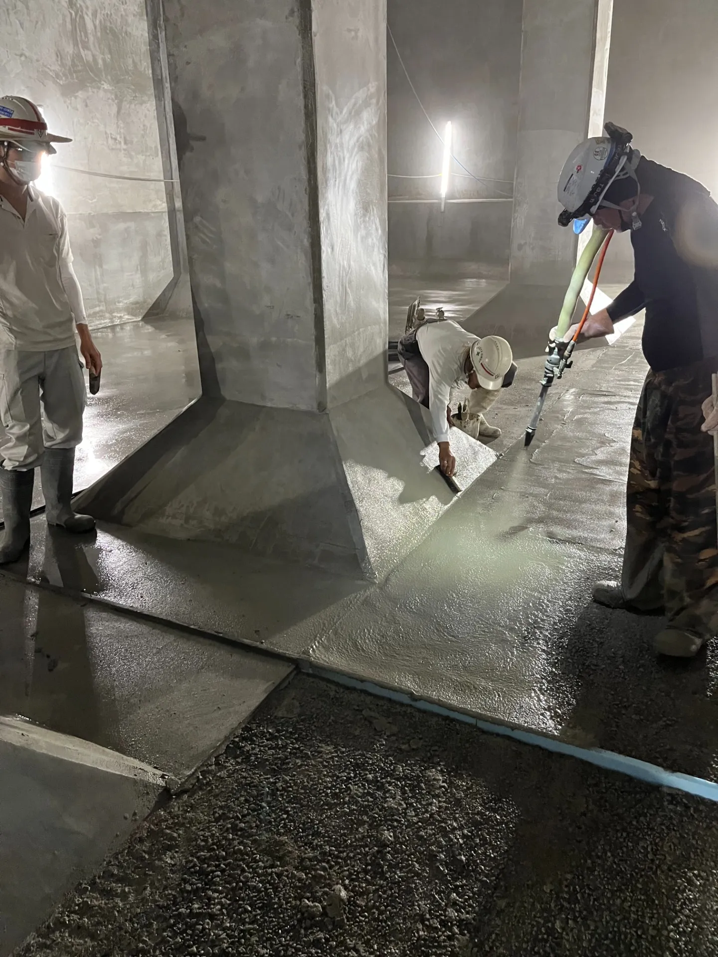長沢貯水池改修工事|ポリマーセメントモルタル吹付によるコンクリート補修施工事例