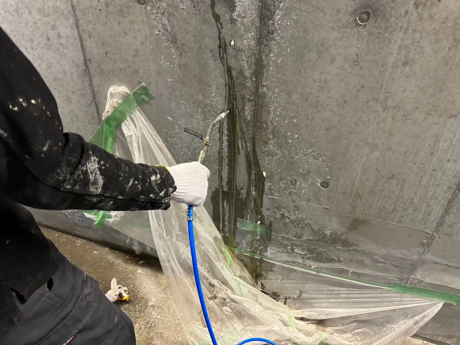 地下の漏水が止まらない...原因と正しい止水工事の選び方