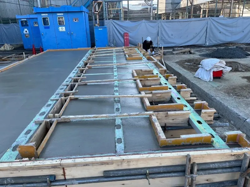 自己修復する建物を施工でお届け